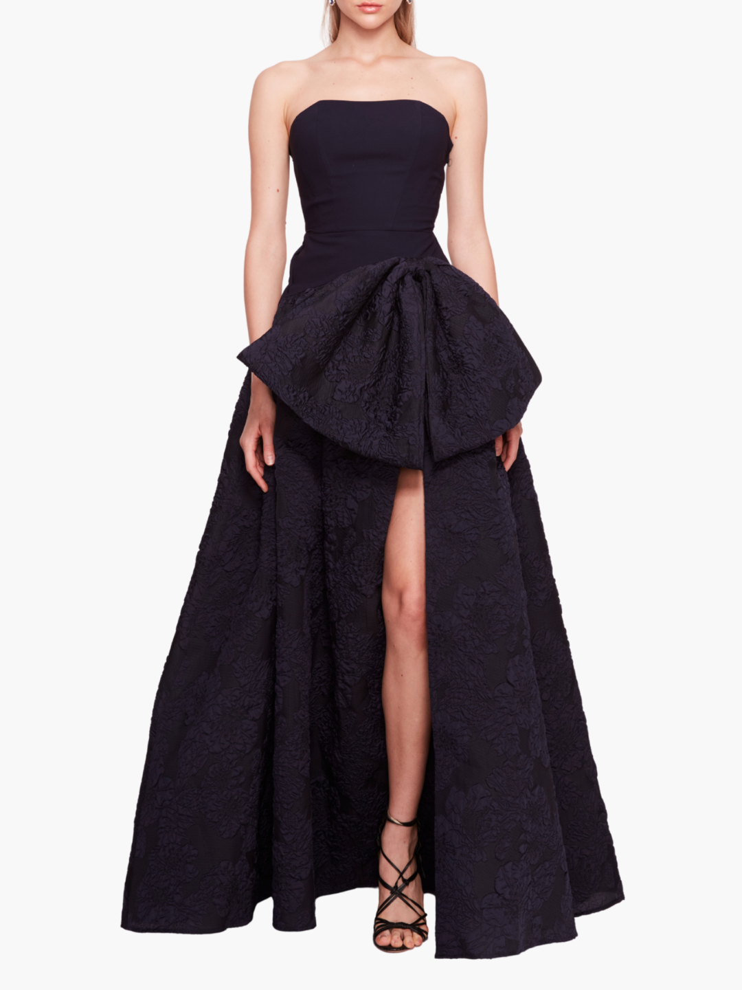 marchesa notte black dress Embellished Tulle Fit-&-Flare ready style and meticulous detail V-Neck Long Dress