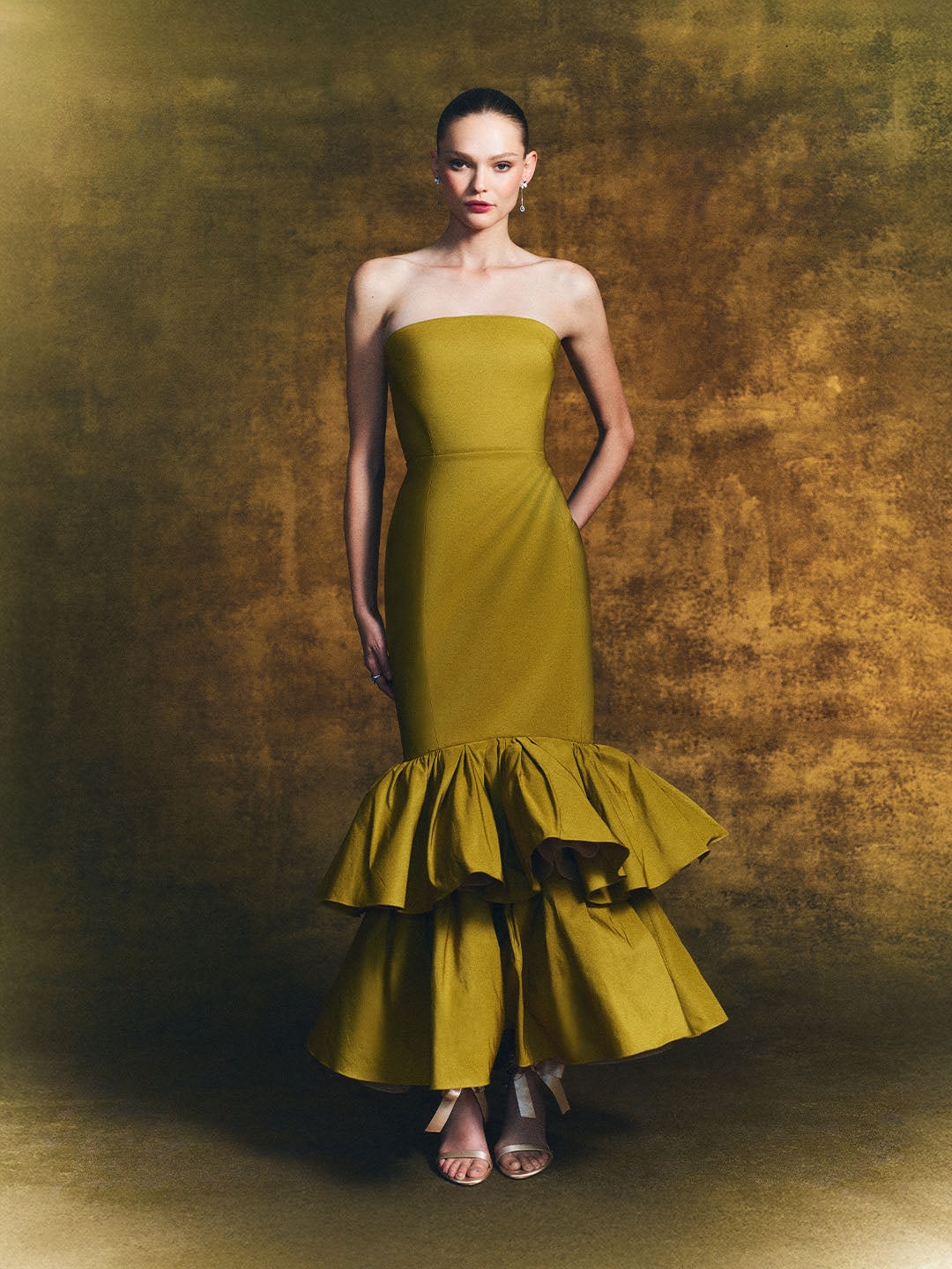 View the Marchesa Pre-Fall 25 Collection