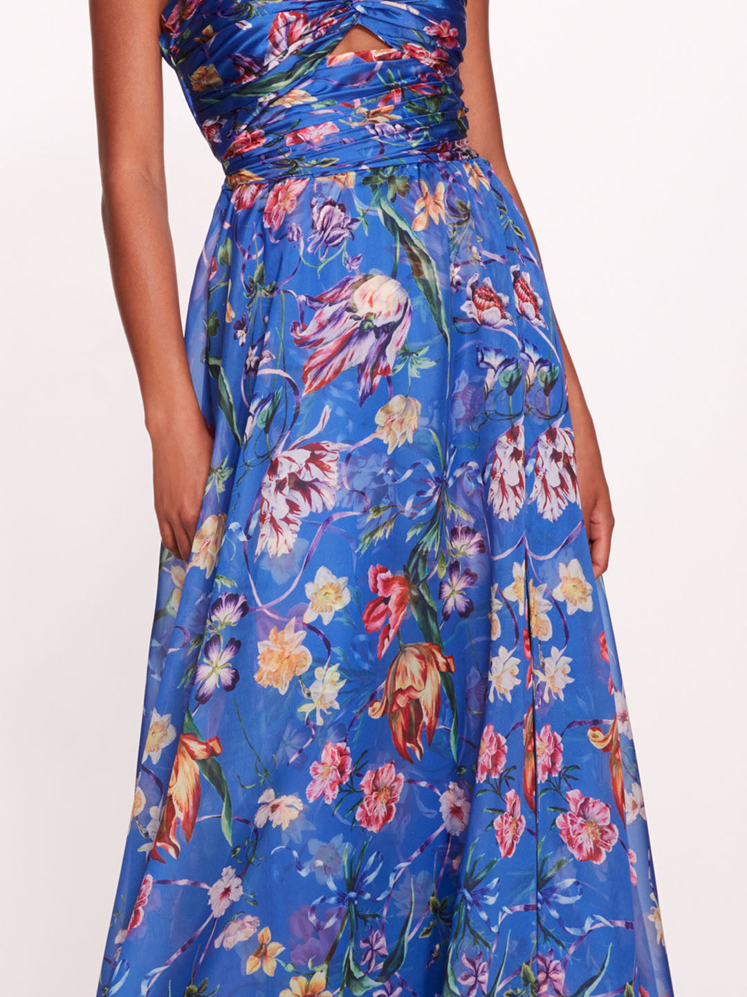 Ribbons Cape Gown – Marchesa