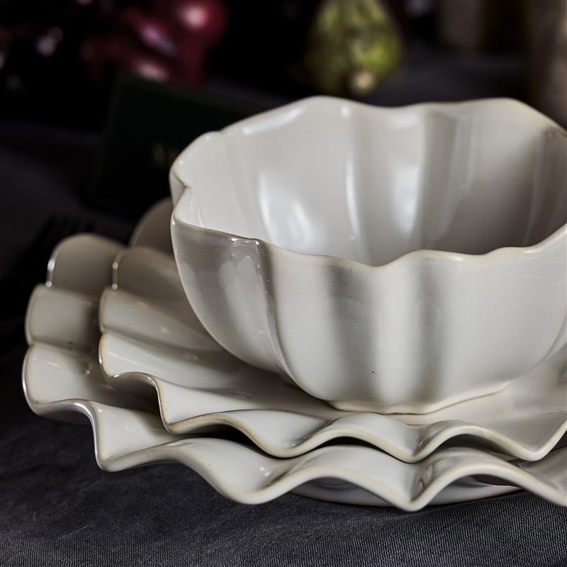 Lotus Stoneware Bowl Set